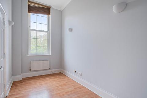 41 Brigade Place, Caterham, CR3 5ZU