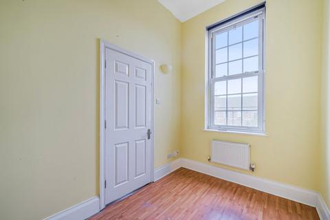 41 Brigade Place, Caterham, CR3 5ZU