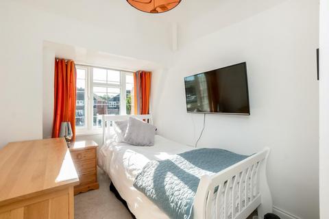 33 Ash Grove, Stratford-upon-avon, CV37 0DR