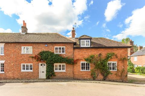 4 bedroom cottage for sale, High Street, Weedon, Buckinghamshire, HP22