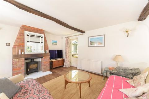 4 bedroom cottage for sale, High Street, Weedon, Buckinghamshire, HP22