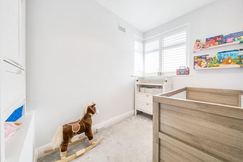 28 Pavilion Way, Ruislip, HA4 9JN