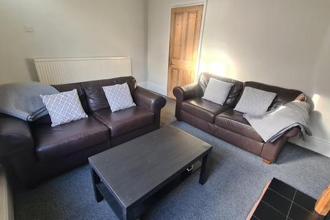 3 bedroom terraced house to rent, Northbrook Street, Chapel Allerton, Leeds, West Yorkshire, LS7