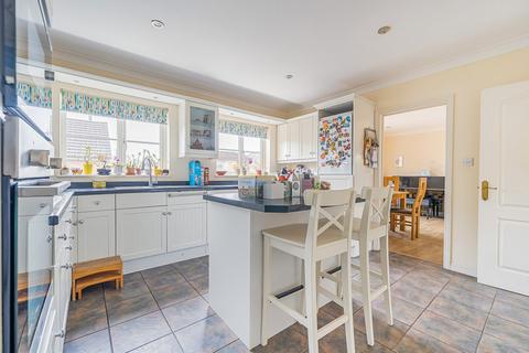 4 bedroom detached house for sale, Kintbury Walk, Reading, Berkshire