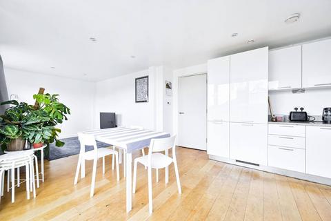 1 bedroom flat for sale, Westwick Gardens, Hammersmith, London, W14