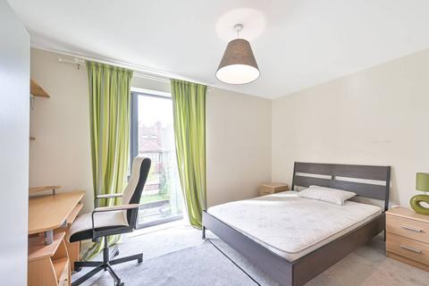 Flat 3, Chain Court, 33 Ajax Avenue, London, NW9 5EY