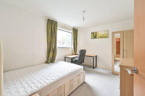 Flat 3, Chain Court, 33 Ajax Avenue, London, NW9 5EY