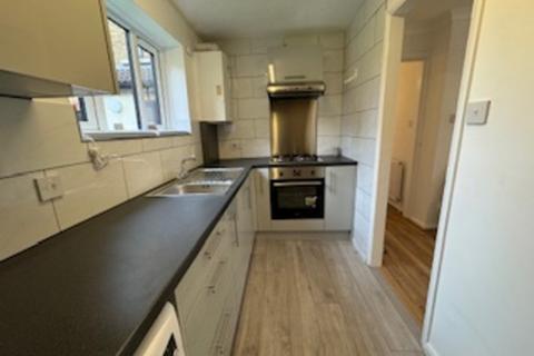 2 bedroom apartment to rent, Morden SM4