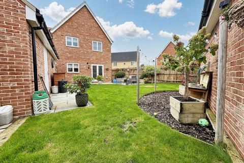 3 bedroom detached house for sale, Symphony Court, Soham