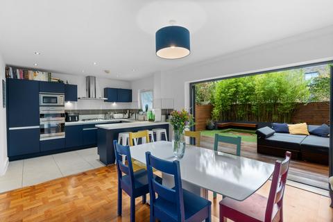 3 bedroom end of terrace house for sale, Scholars Walk, Cambridge, CB4