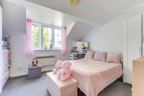 1 bedroom flat for sale, Turners Hill, Cheshunt