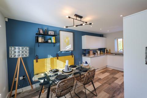 1 Cuddra Road, St Austell, PL25 3GA