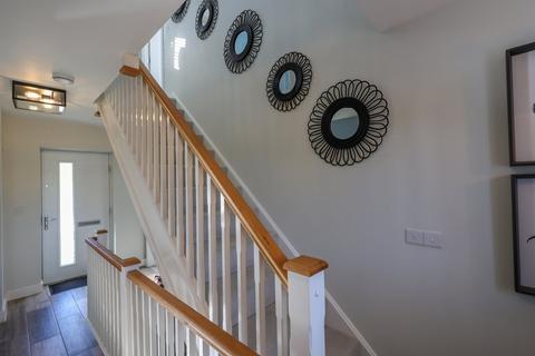 1 Cuddra Road, St Austell, PL25 3GA