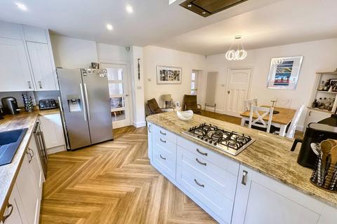54 Dales Lane, Whitefield, Manchester, M45 7NN