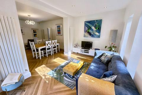 54 Dales Lane, Whitefield, Manchester, M45 7NN