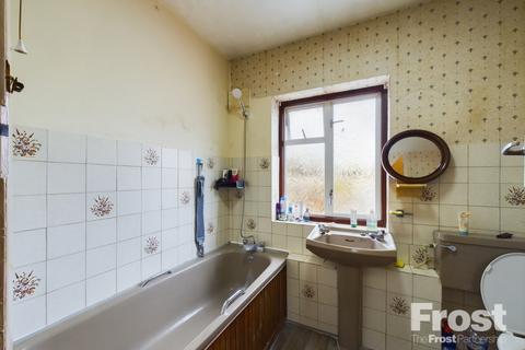 3 bedroom end of terrace house for sale, Hensworth Road, Ashford, Surrey, TW15