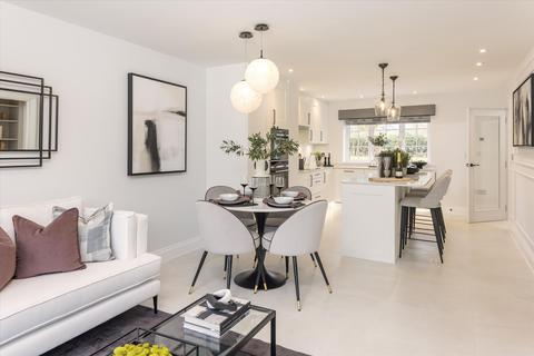 4 bedroom detached house for sale, Gotherington, Gloucestershire, GL52.