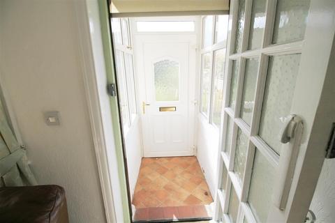 2 bedroom terraced house to rent, Daisy Bank, Hyde SK14