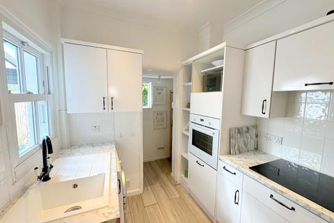 4 The Walk, Eton Wick, Windsor, SL4 6JG