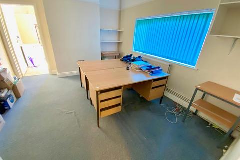 30 Alexandra Road, Lowestoft, NR32 1PJ