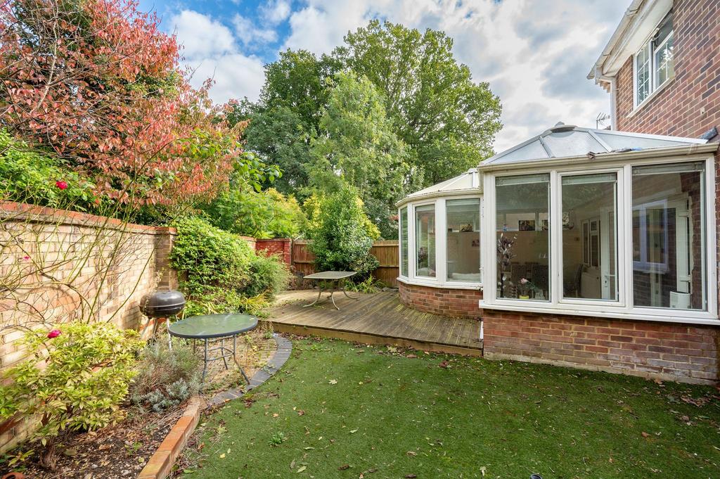 Timber Mill, Southwater, RH13 3 bed detached house for sale £495,000