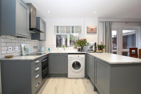 3 bedroom semi-detached house for sale, All Saints Avenue, Margate