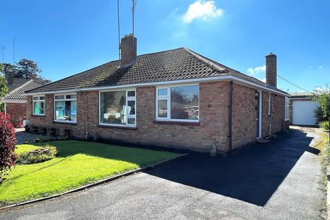 2 bedroom bungalow to rent, Caird Lawns, Devizes SN10