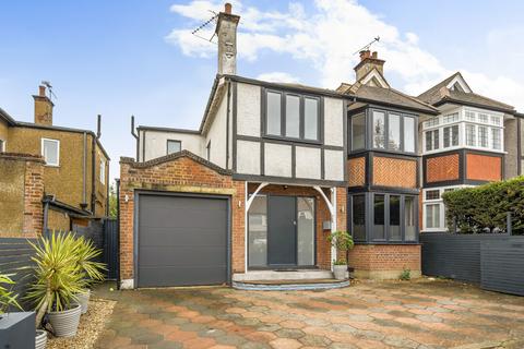 4 bedroom semi-detached house for sale, Creighton Avenue, East Finchley, London, N2