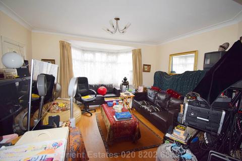 3 bedroom semi-detached house for sale, Richmond Gardens, London