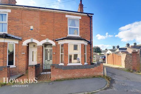 3 bedroom end of terrace house for sale, St Margarets Road, Lowestoft