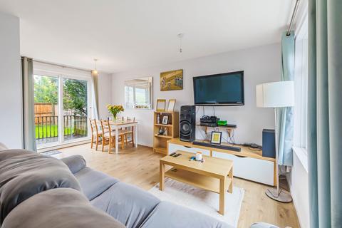 48 Appletrees, Bar Hill, Cambridge, CB23 8SJ