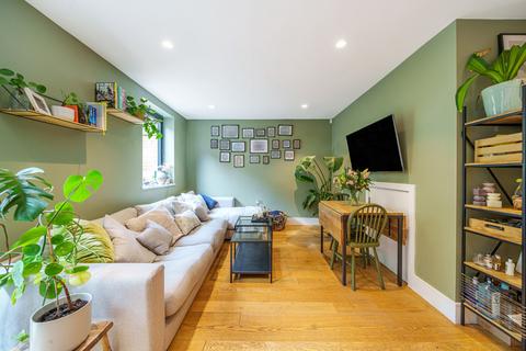 2 bedroom apartment for sale, Offley Road, London