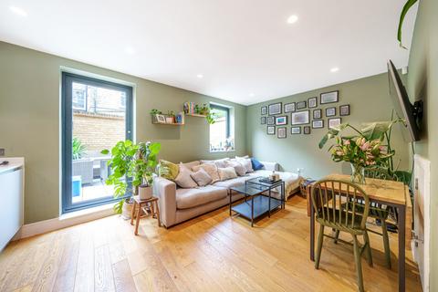 2 bedroom apartment for sale, Offley Road, London