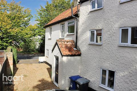 4 bedroom detached house for sale, Queensway, Mildenhall