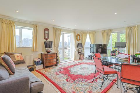 2 bedroom apartment for sale, Carnwath Road, Hurlingham, SW6