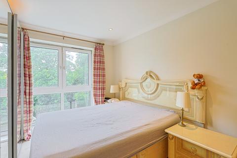 2 bedroom apartment for sale, Carnwath Road, Hurlingham, SW6