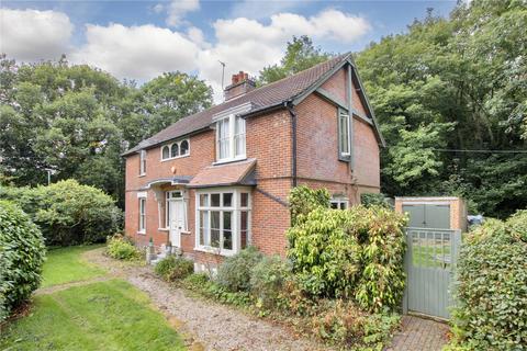 4 bedroom detached house for sale, Leycroft Close, Canterbury, Kent, CT2