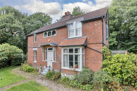 4 bedroom detached house for sale, Leycroft Close, Canterbury, Kent, CT2