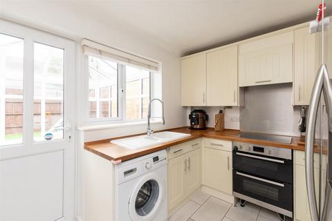 2 bedroom semi-detached house for sale, Wheatley Close, Greenhithe, Kent