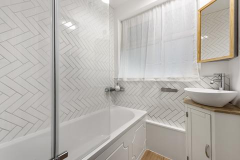27 Catherall Road, London, N5 2LE