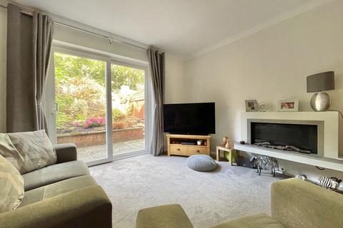 4 Poppy Close, Exeter, EX4 2NZ