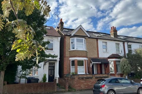 2 bedroom maisonette for sale, London W5