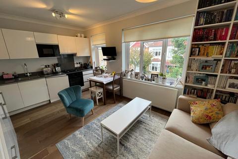 2 bedroom maisonette for sale, London W5