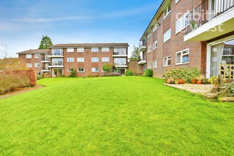 2 bedroom ground floor flat to rent, Highland Grange, Beacon Road, TN6