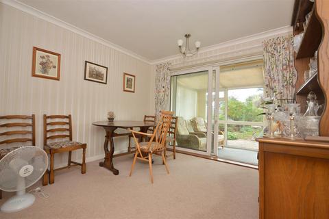 3 bedroom detached bungalow for sale, SEAVIEW