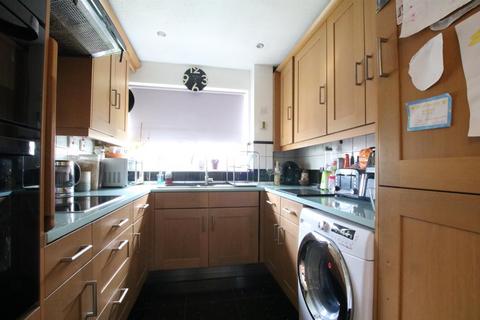 2 bedroom apartment for sale, WATERFIELDS, LEATHERHEAD, KT22