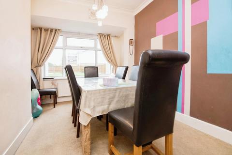 5 bedroom semi-detached house for sale, Stratford Road, Hall Green, Birmingham