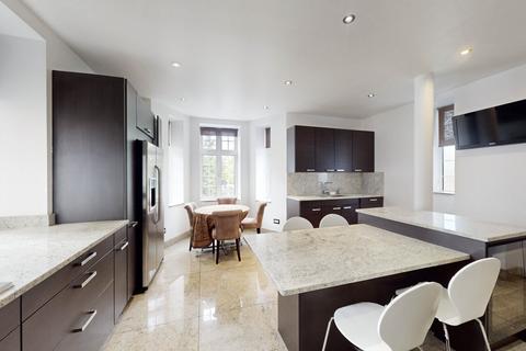 6 bedroom apartment for sale, Eyre Court, Finchley Road, London, NW8