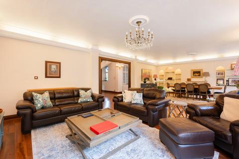 undefined, Eyre Court, Finchley Road, London, NW8