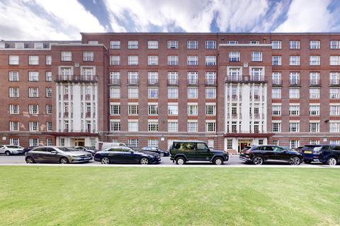 undefined, Eyre Court, Finchley Road, London, NW8
